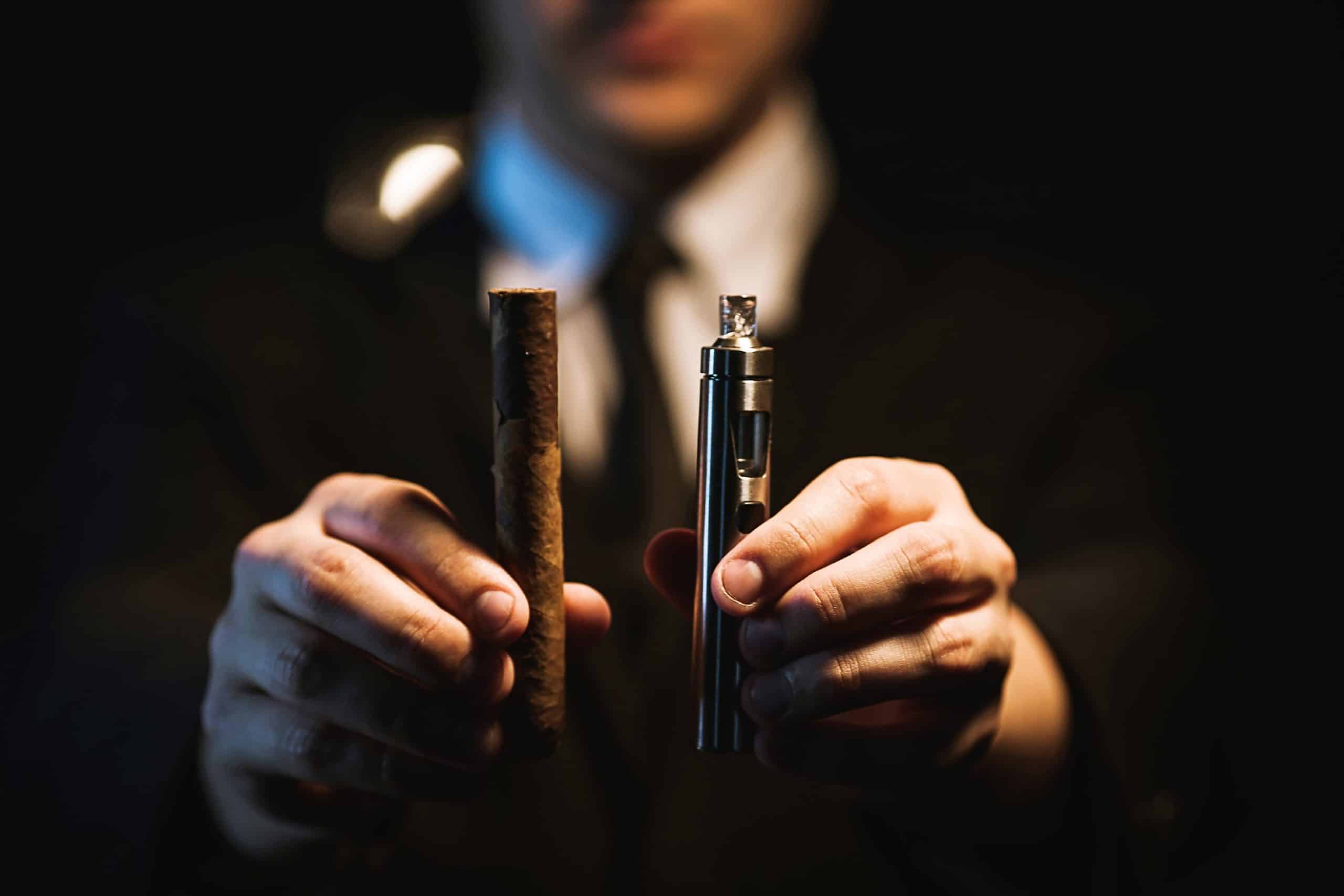 weedsmart_image_vapevssmokeing-weedsmart