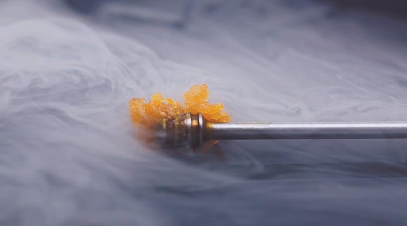 weedsmart_image_how to smoke wax without a rig