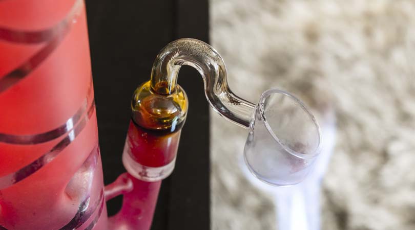 weedsmart_image_Dabbing 101 How To Clean A Dab Rig in 3 Ways