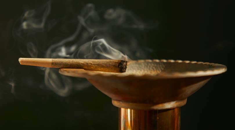weedsmart_image_How To Roll A Blunt